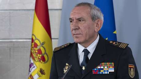 Dimite el jefe operativo de la Policía española, acusado de violación a su subordinada