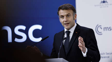 Macron: "La libertad de expresión en línea es pura mierda"