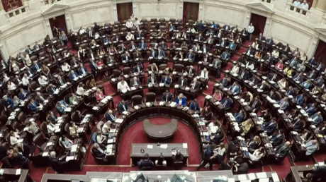 Reforma laboral en Argentina: diputados aprueban con modificaciones el proyecto clave de Milei tras un debate tenso
