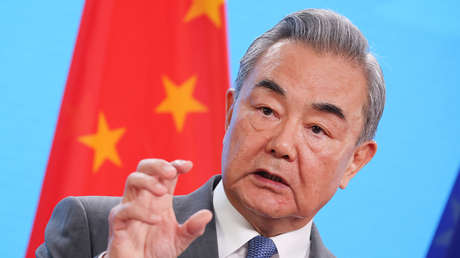 China: Ningún país puede actuar como "maestro de derechos humanos"