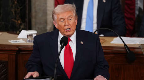 Trump: "Acabamos de recibir más de 80 millones de barriles de petróleo de Venezuela"