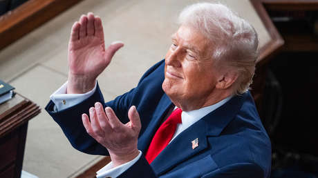 Trump: "La gente me pide: 'Por favor, señor presidente, estamos ganando demasiado'"
