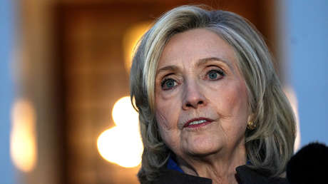 "No recuerda": Enviado del Kremlin pone en duda el testimonio de Hillary Clinton sobre Epstein