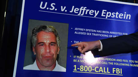 "No dejen piedra sin remover": Ordenan investigar si la Fuerza Aérea británica ayudó a Epstein en sus delitos