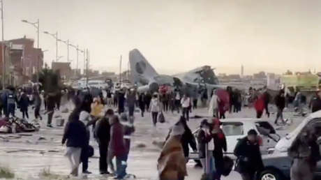 Se estrella un avión militar cargado con dinero en Bolivia (VIDEOS, FOTOS)