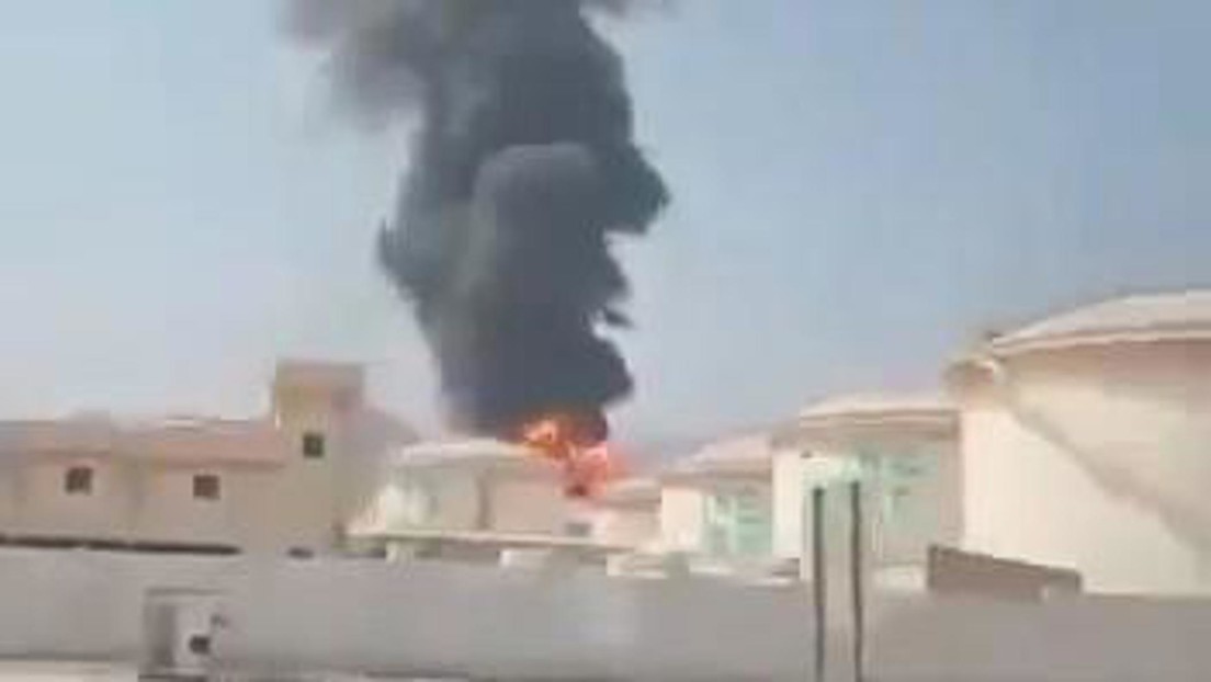 VIDEO: Arde uno de los depósitos de petróleo más grandes del mundo en EAU
