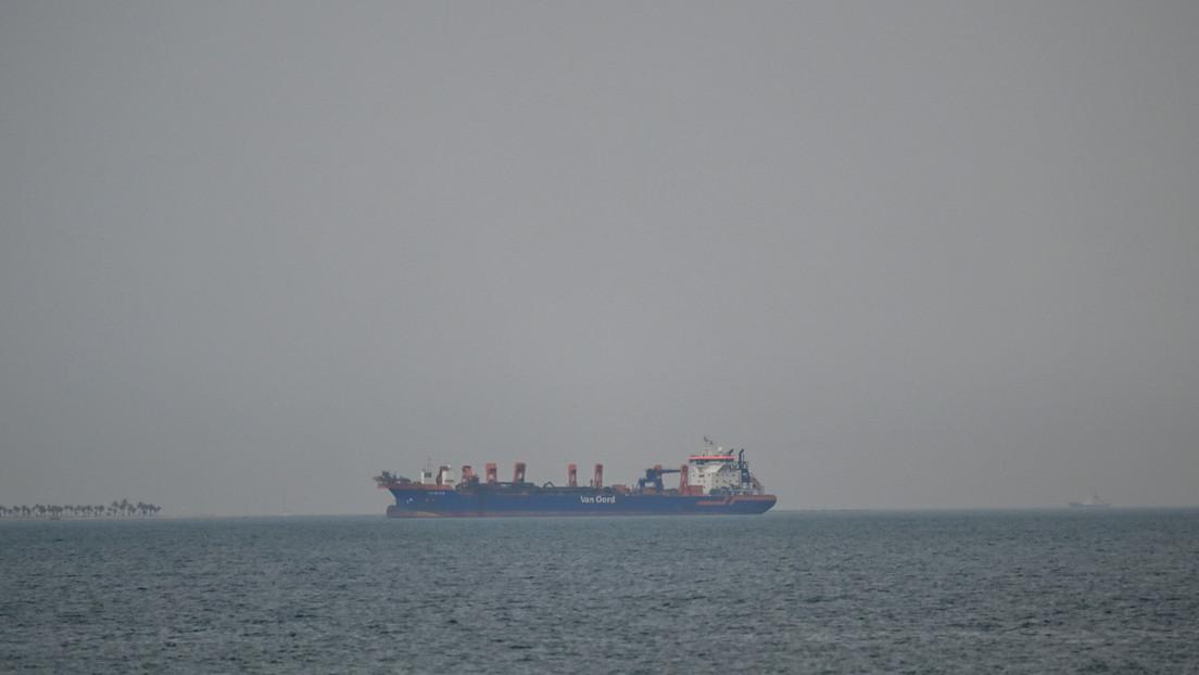 Irán afirma que no cerrará el estrecho de Ormuz pero deja una dura advertencia a EE.UU. e Israel