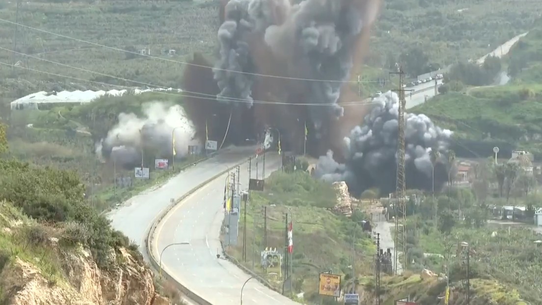 MOMENTO de la masiva explosión en un puente del Líbano por fuerzas israelíes