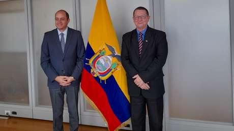 Ecuador declara persona "non grata" al embajador de Cuba y le da 48 horas para abandonar el país