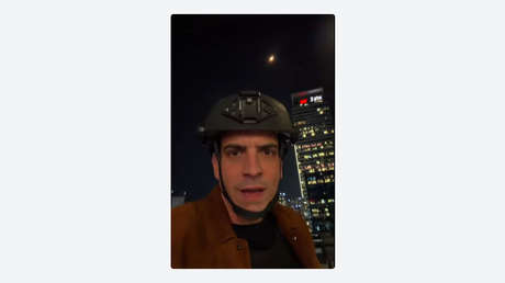 Periodista filma misiles surcando el cielo de Tel Aviv (VIDEO)