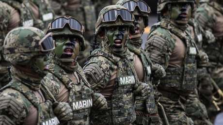 Senado mexicano avala que marinos viajen con armamento a EE.UU. para un entrenamiento