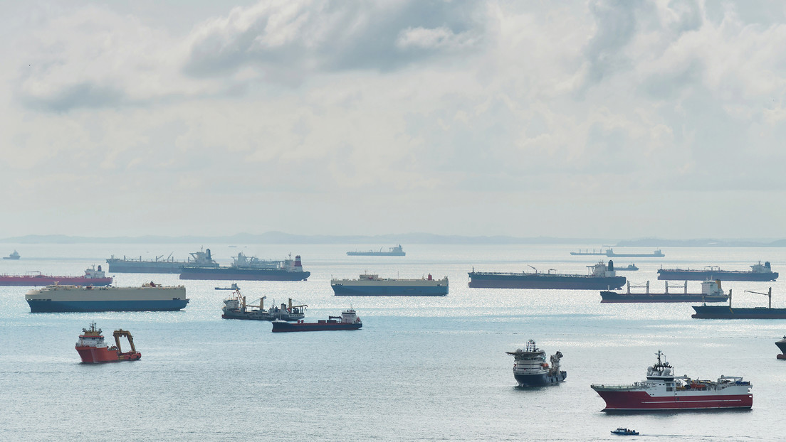 Irán amenaza con atacar cualquier buque que ignore las advertencias en el estrecho de Ormuz