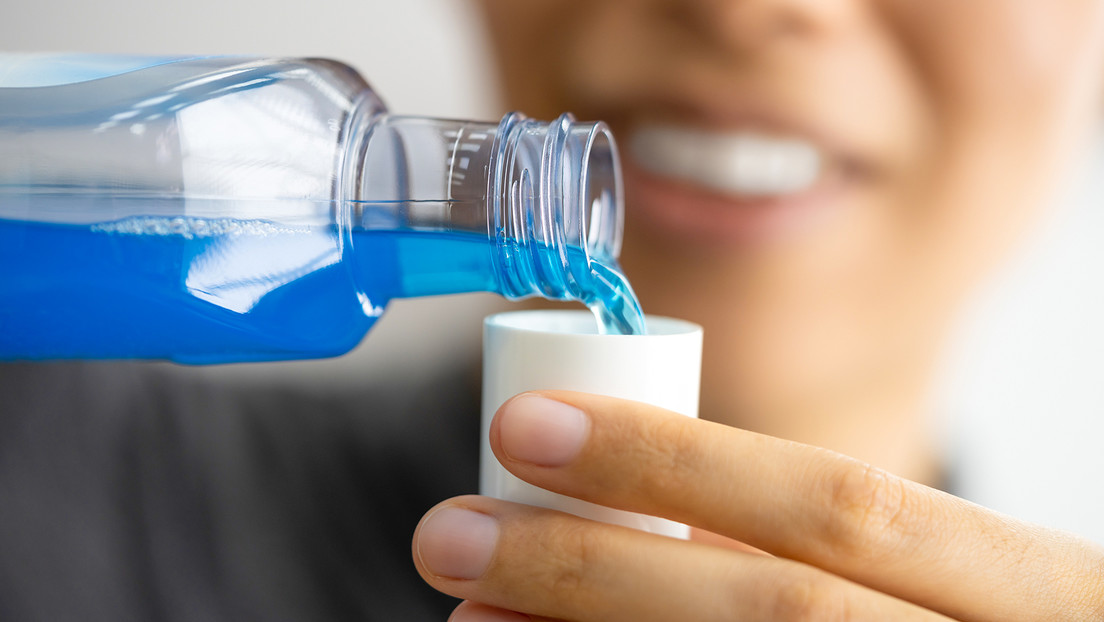 ¿El enjuague bucal realmente daña el corazón? Esto dicen los estudios