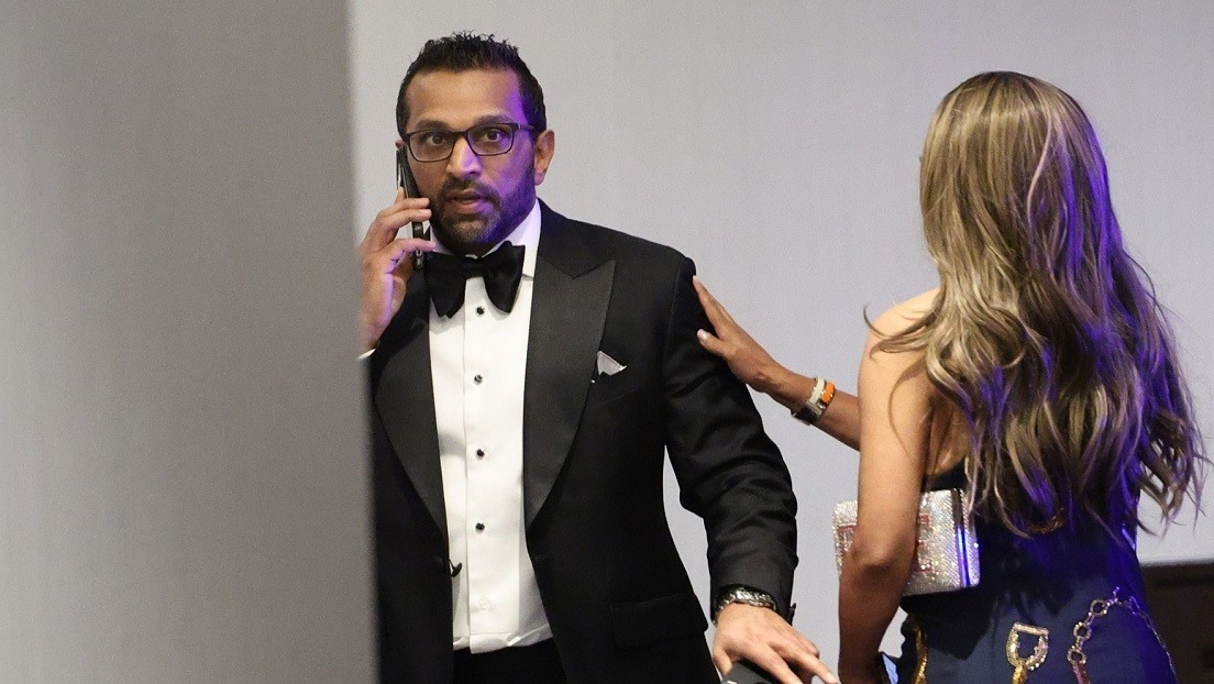 Politico: La destitución del director del FBI 