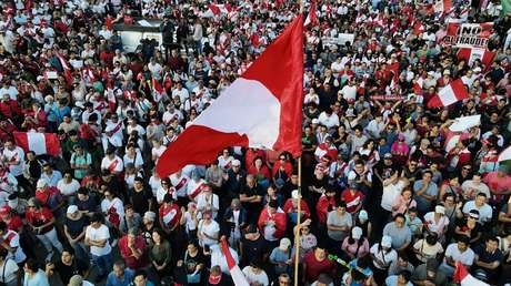 Elecciones en Perú: un déjà vu político que revive viejas tensiones