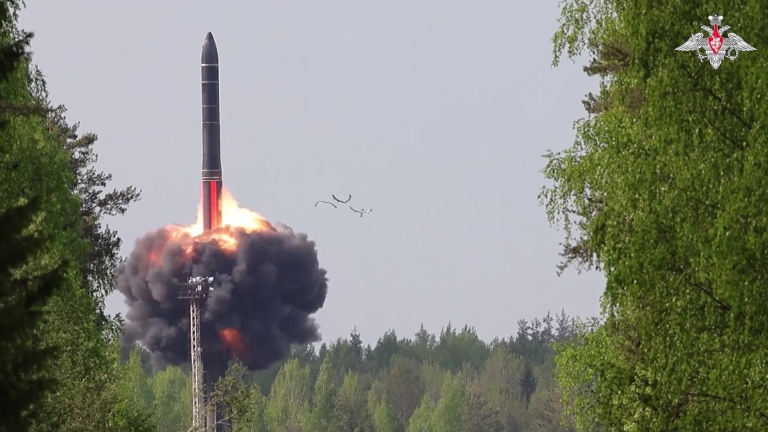 Rusia confirma lanzamiento de Oréshnik en respuesta a ataque mortífero de Kiev contra jóvenes