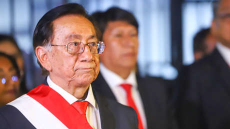 Presidente de Perú tilda de inconstitucional la compra de cazas a EE.UU.