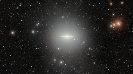 Científicos captan un enorme halo alrededor de la icónica galaxia del Sombrero