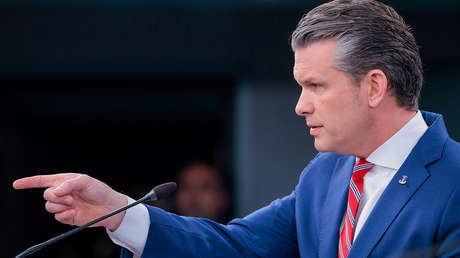 "No ha capitulado en nada": Reportero lanza incómoda pregunta a Hegseth sobre Trump e Irán y responde así