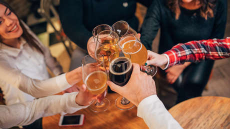 Nuevo estudio revela que cualquier cantidad de alcohol perjudica el cerebro
