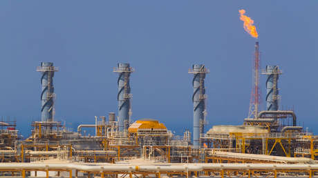 Tasnim: EE.UU. acepta una "suspensión temporal" de las sanciones petroleras a Irán