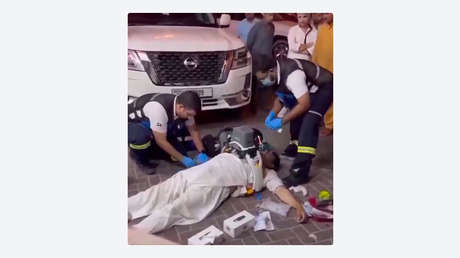 VIDEO: Sufre paro cardíaco en plena calle y así lo rescatan