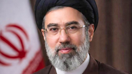 Líder supremo de Irán: Nos enfrentamos a "dos ejércitos terroristas globales"
