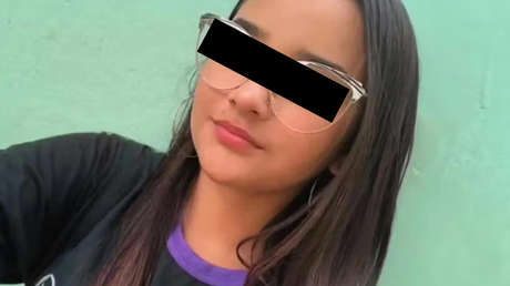 Muere una adolescente tras sufrir una descarga eléctrica mientras usaba una plancha para el cabello