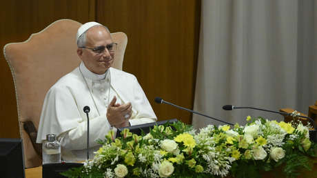 El papa lanza su dardo contra la IA y alerta sobre las "nuevas esclavitudes"