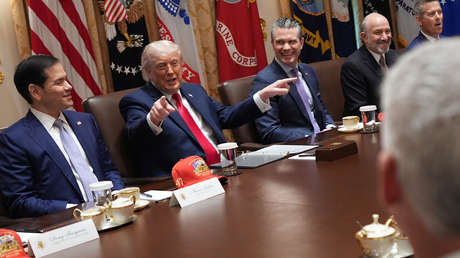 Trump habla de "hacer volar" un país de Oriente Medio