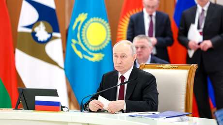Putin: "Se está configurando paso a paso un espacio económico único y consolidado en Eurasia"