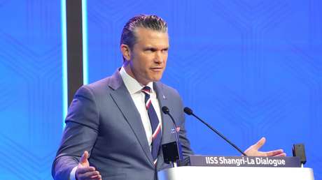 Hegseth: "Estamos restableciendo la doctrina Monroe en el hemisferio occidental"