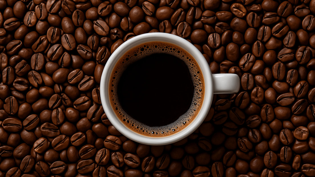 El secreto oculto en tu café de la mañana: ¿por qué tu cerebro no descansa?