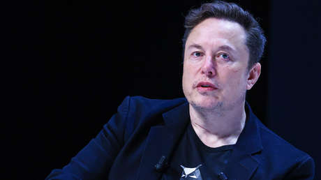 Musk desafía a Christopher Nolan con un tráiler de 'La Ilíada' generado por IA