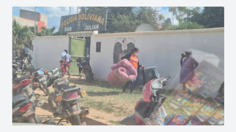 Saqueos, ataques y heridos: tensa situación en una zona de protestas en Bolivia