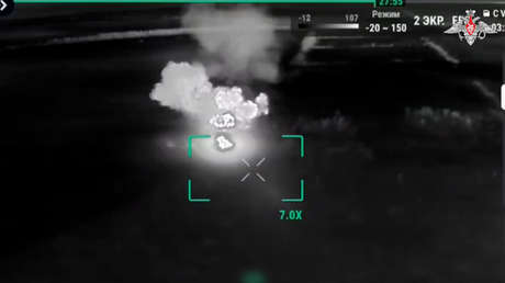 VIDEO: Lanzallamas pesado ruso incinera concentrac