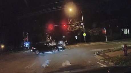 FUERTE VIDEO: Motociclista termina en estado críti