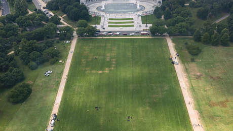 Investigan aparición de enorme inscripción con los números '8647' en el National Mall de Washington