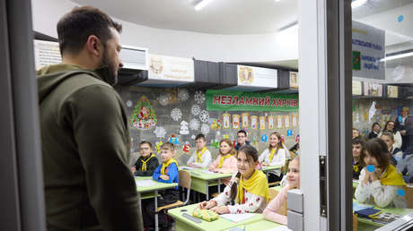 Zelenski elimina el ruso de una lista de idiomas protegidos en Ucrania