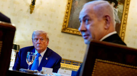 Analista revela a Tucker Carlson el plan de Netanyahu para arrastrar a Trump de nuevo a la guerra