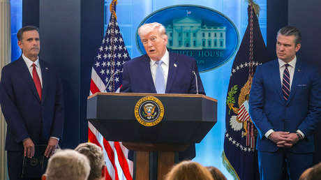 Diario israelí: Trump podría destituir al director de la CIA y al secretario de Guerra