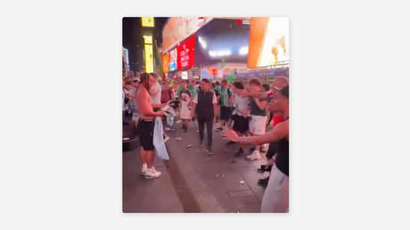 VIDEO: Hinchas de Argentina y Argelia se enfrentan a golpes en las calles previo al juego del Mundial