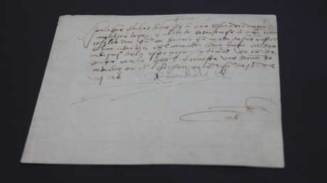 México recupera un documento histórico de hace 500 años y "de valor incalculable"