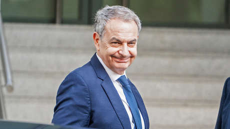 VIDEO: Zapatero llega al juzgado como imputado entre abucheos e insultos