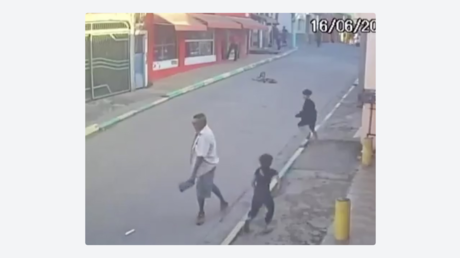 VIDEO: Un hombre salva a un niño de un intento de secuestro