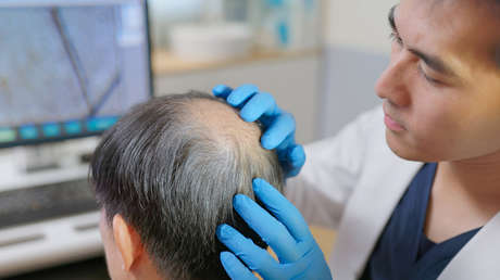 Cabello o vida: País asiático planea una controvertida adición a sus seguros de salud pública