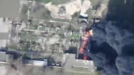 VIDEO: Un ataque de drones hace saltar por los aires una instalación de energía al este de Kiev