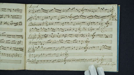 Hallan un cuaderno perdido de Mozart que revoluciona la historia de la música
