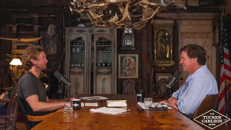 Investigador revela a Tucker Carlson un gigantesco fraude de la Iglesia mormona