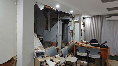 VIDEO: Сamarógrafo de RT muestra destrucción de edificios desde dentro tras devastadores terremotos en Venezuela